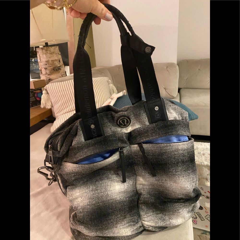 Lulu Lemon Gym Bag